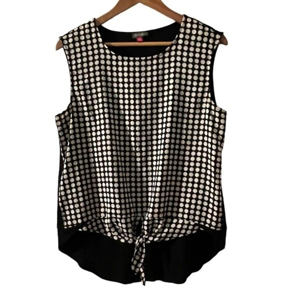 Vince Camuto Sleeveless Tie Front Polka Dot Blouse Shell Black & White. Size M.